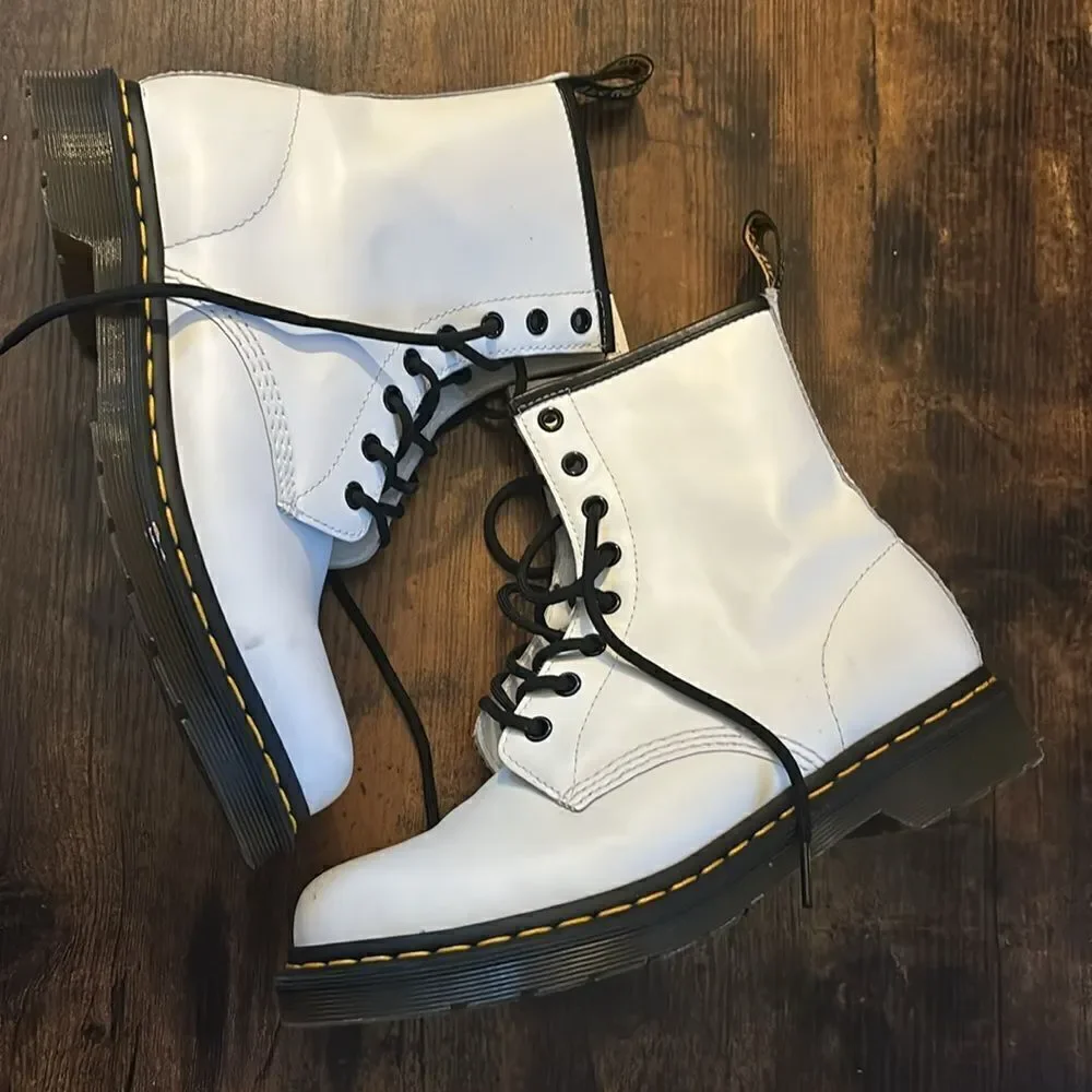 Dr. Martens 1460 Boots in White Size 9 / Exellent